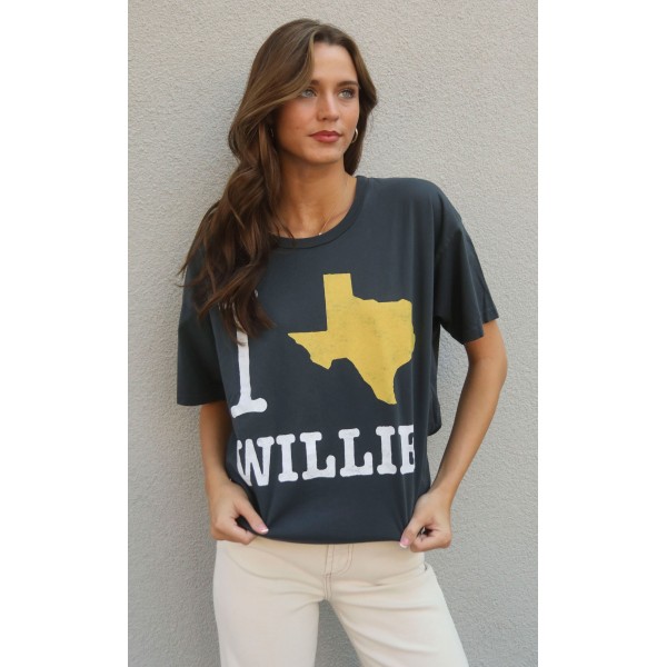daydreamer: i heart willie merch tee